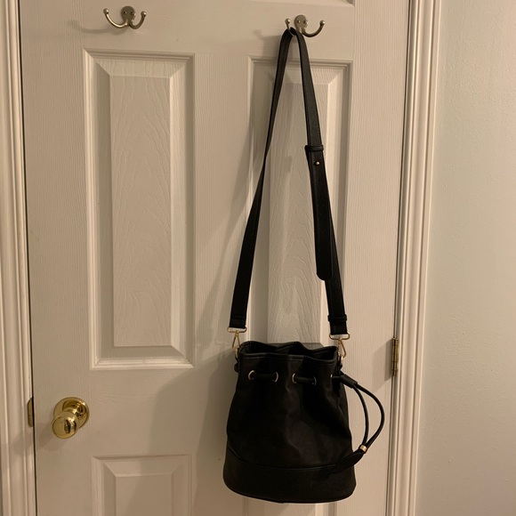 Stila Bucket Bag - Picture 2 of 8